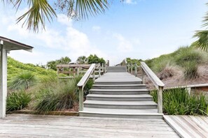 Property grounds - 1129 Beach Walker (Fernandina Beach)