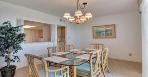 Private kitchen - 1375-shipwatch (Fernandina Beach)