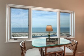 Apartment | Wohnzimmer | Flachbildfernseher