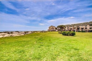 Property grounds - 203-sailmaker (Fernandina Beach)
