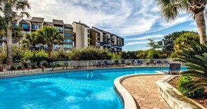 Outdoor pool - 1145-beach-walker (Fernandina Beach)