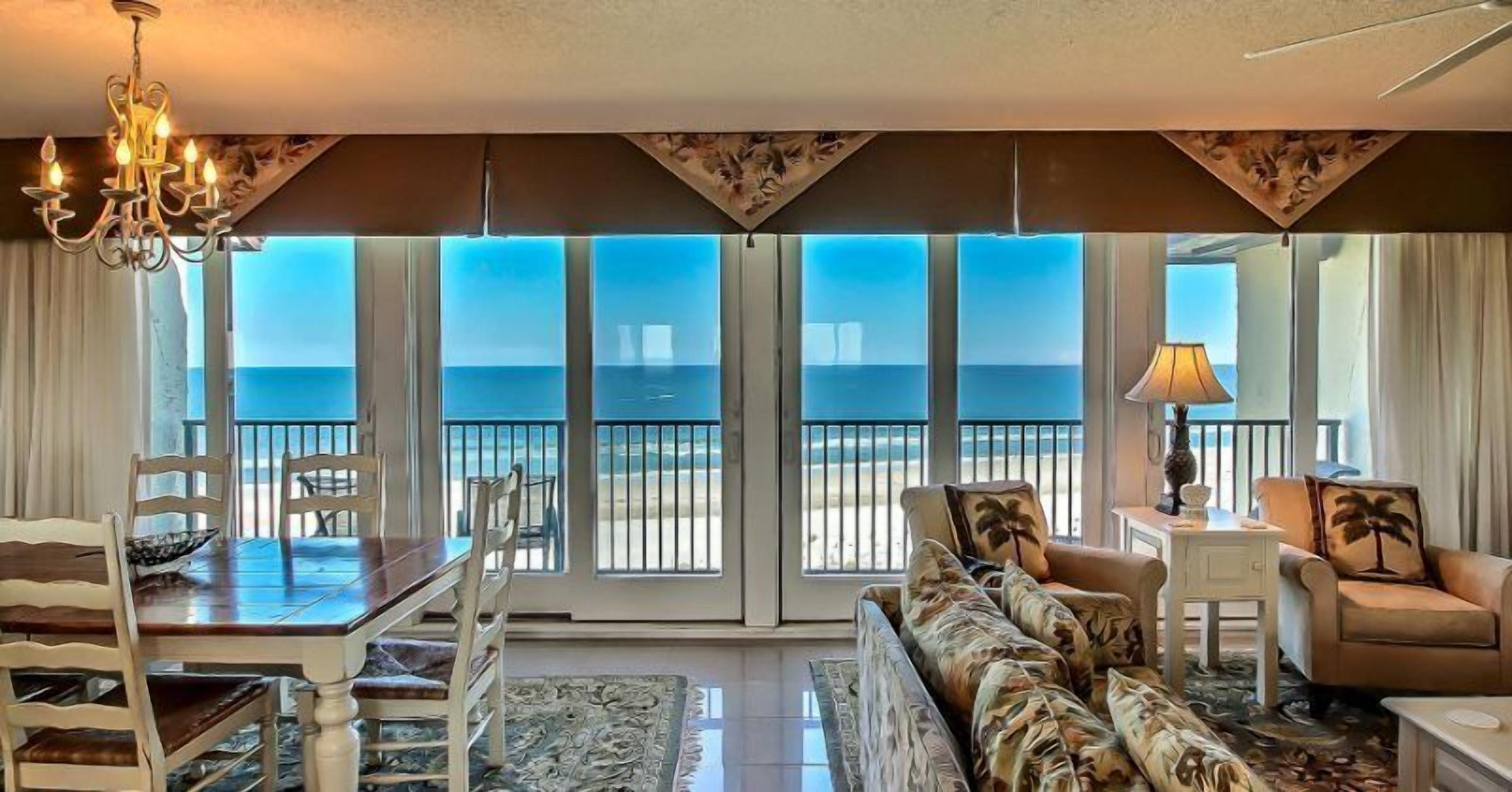 獨棟房屋 | 客廳 | 平面電視