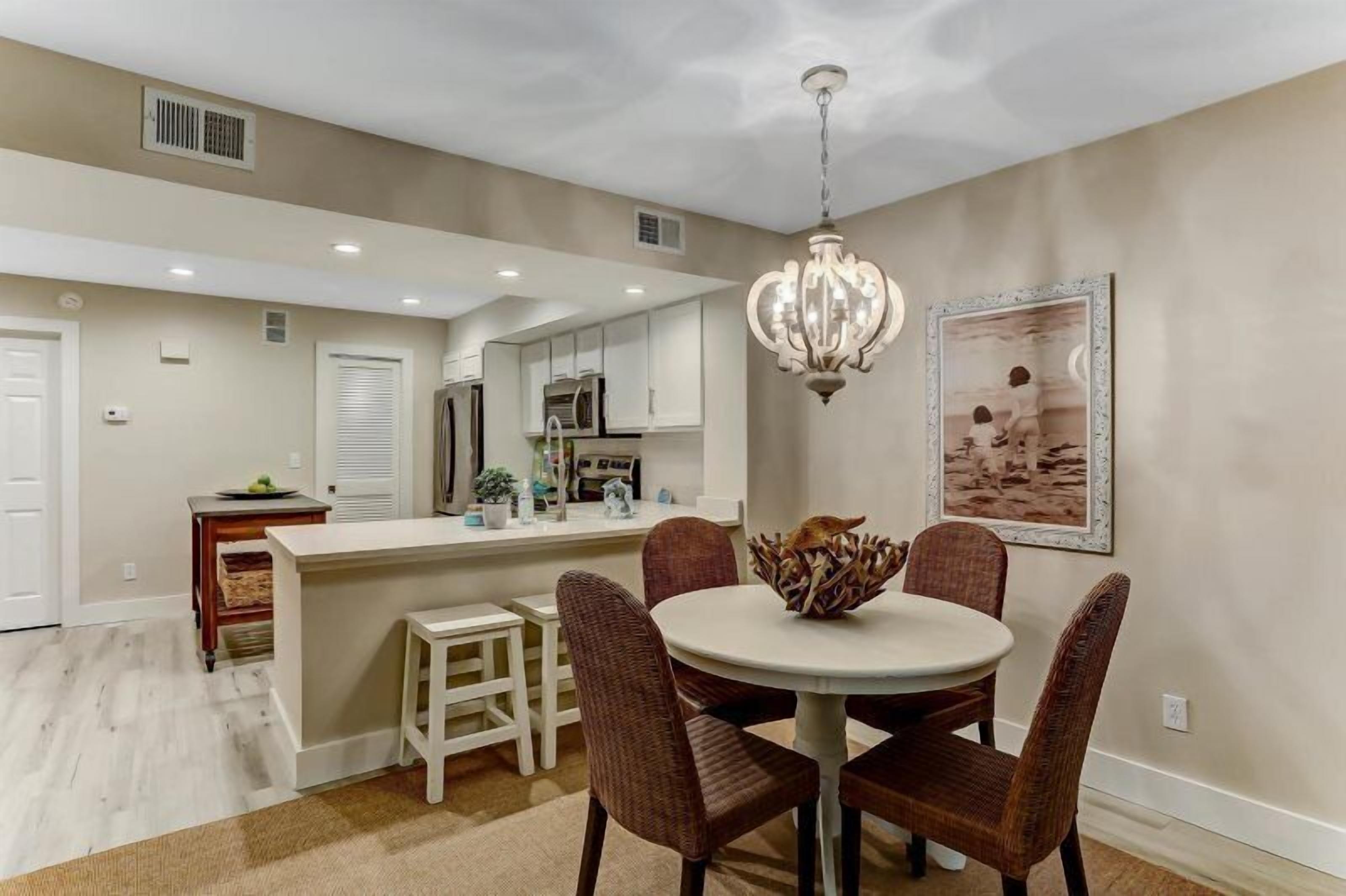 Condo | Private kitchen | Oven, stovetop, dishwasher, cookware/dishes/utensils