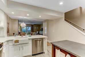 Condo | Private kitchen