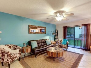 Huis | Woonkamer | Een flatscreentelevisie