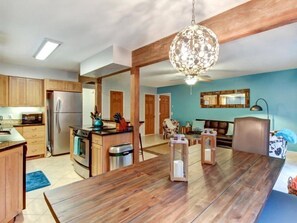 Ferienhaus | Eigene Küche | Ofen, Herdplatte, Geschirrspüler, Kochgeschirr/Geschirr/Besteck