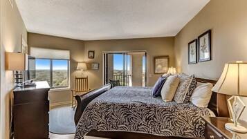 Íbúð | 3 svefnherbergi, skrifborð, vöggur/ungbarnarúm