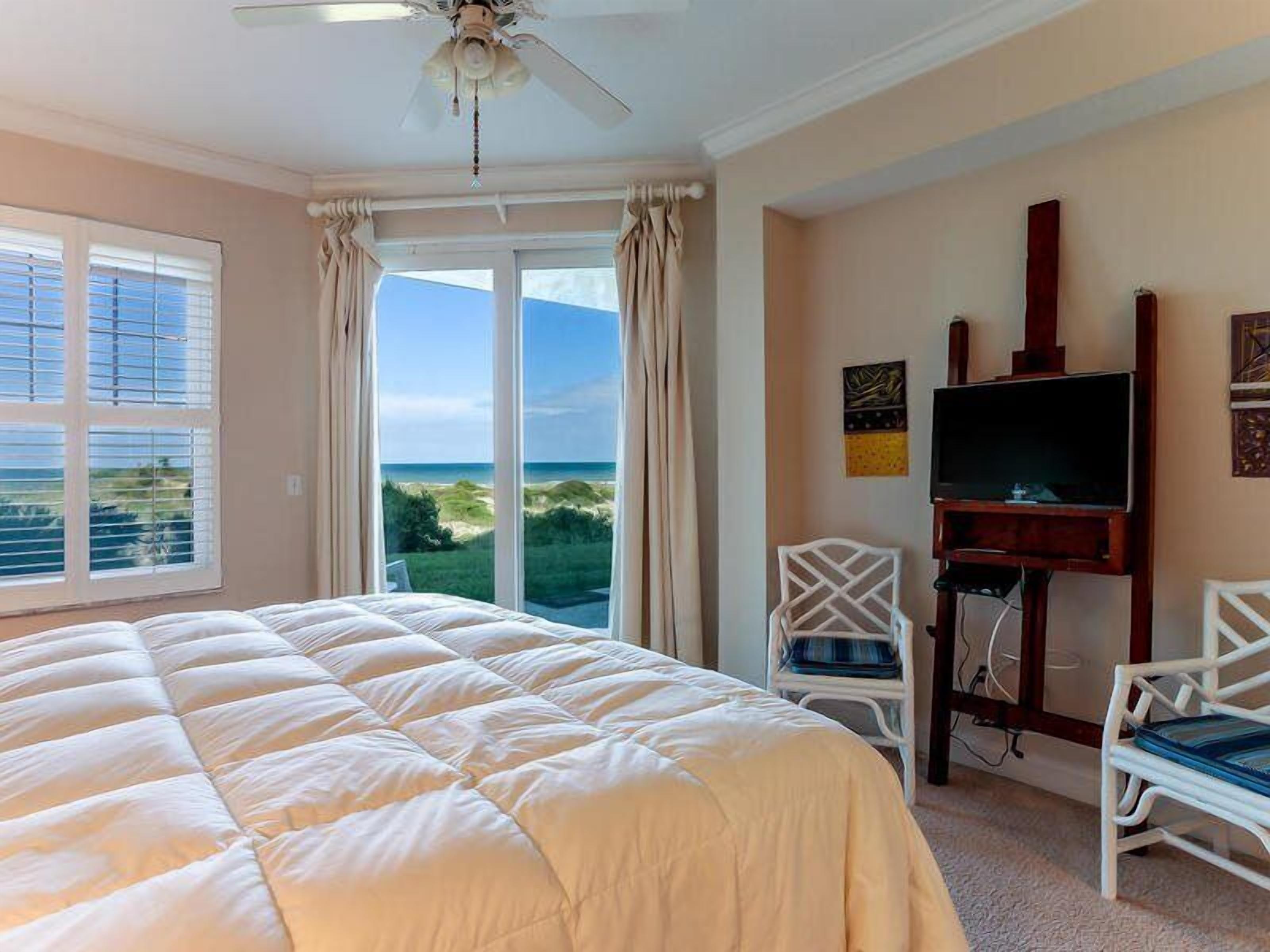 Condo | 2 bedrooms, desk, cribs/infant beds, free WiFi