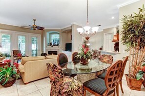 Villa | Private kitchen | Stovetop, dishwasher, cookware/dishes/utensils - 95029 The Villas (Fernandina Beach)