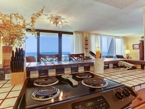 วิลล่า | ครัวส่วนตัว | เตาประกอบอาหาร, เครื่องล้างจาน, เครื่องครัว/จาน/ช้อนส้อม