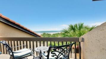 Ferienhaus | Balkon
