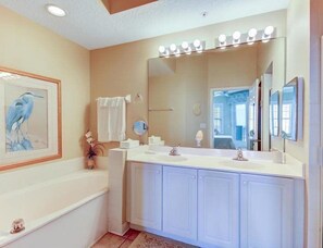 Condo | Bathroom