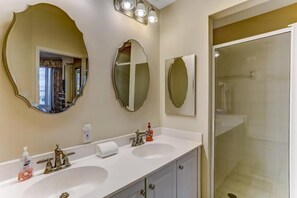Condo | Bathroom - 42-ocean Place (Fernandina Beach)