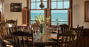 獨棟房屋 | 私人廚房 | 烤箱、爐台、洗碗機、鍋具/餐盤/廚房用品