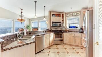 House | Private kitchen