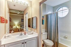 Condo | Bathroom
