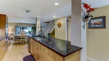 House | Private kitchen