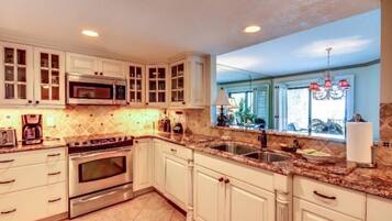 單棟房屋 | 私人廚房 | 洗碗機、廚房用具/餐具/器皿