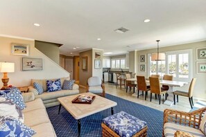 House | Living room - 712-sailmaker (Fernandina Beach)