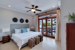 Condo | 2 bedrooms, free WiFi - Ground Floor Unit in Beautiful Beachfront Complex (Jacó)