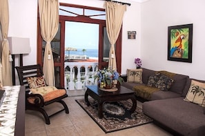 Een flatscreentelevisie