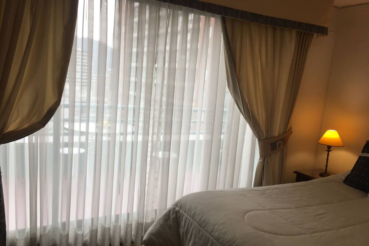 Minibar, in-room safe, blackout curtains