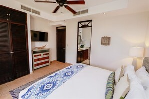 Apartment (BE 1A Absolute 2BR Oceanfront Luxury ) | 2 Schlafzimmer, Bettwäsche