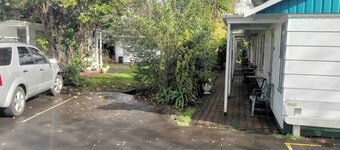 Lincoln Court Motel