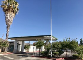 Entrada al alojamiento