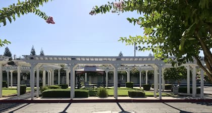 Sunrise Inn Turlock