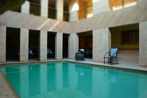 Piscine couverte