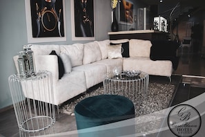 Suíte clássica, 1 quarto | Individualmente decorados, individualmente mobiliados