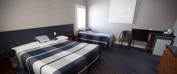 Family Room | Free WiFi, bed sheets