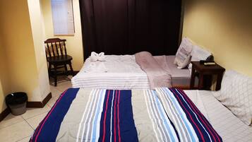 Habitación triple económica | Wifi gratis