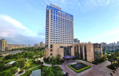 San Po Hotel (Pushang Branch)