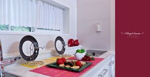 TEMPTATION | Private kitchenette