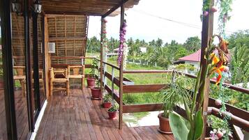 ห้องสแตนดาร์ดดับเบิล, ระเบียง | ระเบียง