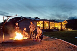BBQ/picnic Area - Mangarara Eco Lodge (Elsthorpe)