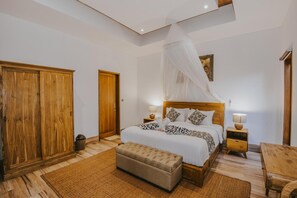 Premium bedding, minibar, in-room safe, desk - L.Good Lembongan Island Villas (Lembongan Island)