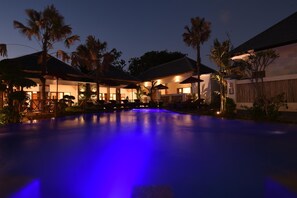 Outdoor pool - L.Good Lembongan Island Villas (Lembongan Island)