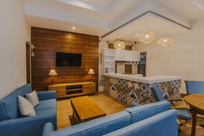 Villa, 2 Bedrooms, Kitchenette | Living room | LED TV - L.Good Lembongan Island Villas (Lembongan Island)