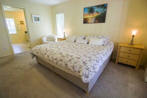 4 bedrooms, free WiFi - Four Bedroom Comfort 4668 Home by RedAwning (Hernando)