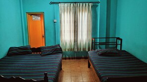 Iron/ironing board, free WiFi