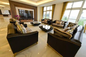 House (Flagship Property) | Living room | Flat-screen TV - Kuan Pin Best Villa (Wujie)