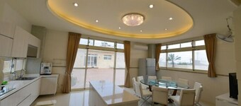 クアン ピン フォー シーズン ヴィラ