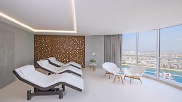 Couples treatment rooms, sauna, steam room, body treatments