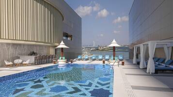 2 outdoor pools, an infinity pool, free pool cabanas, pool umbrellas