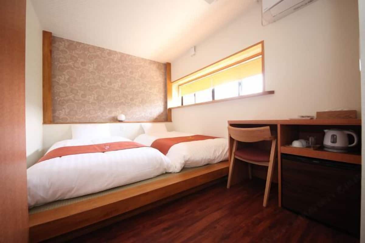 1 bedroom, soundproofing, free WiFi, bed sheets