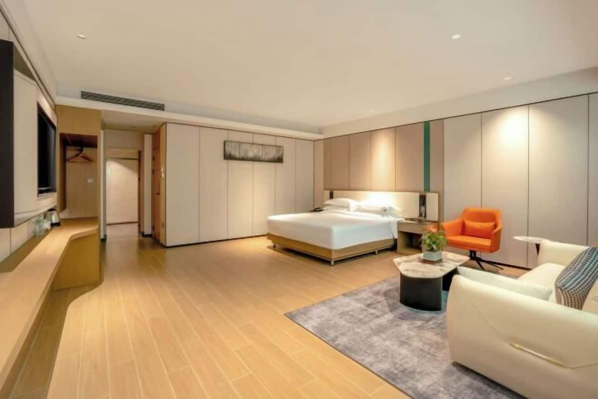 1 bedroom, minibar, in-room safe, free WiFi