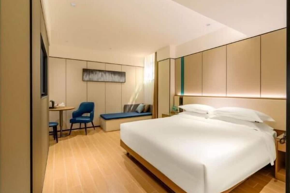1 bedroom, minibar, in-room safe, free WiFi